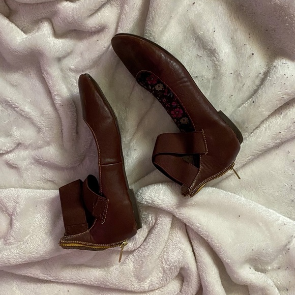 Brown ballet flats - Picture 2 of 2